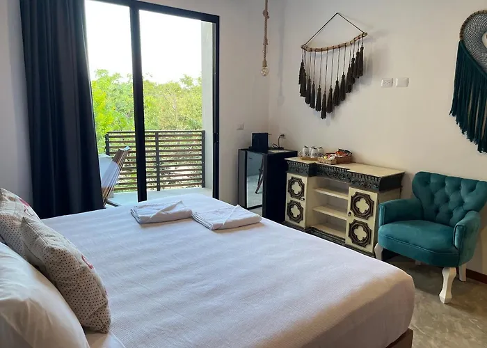 Little Gem La Veleta Hotel