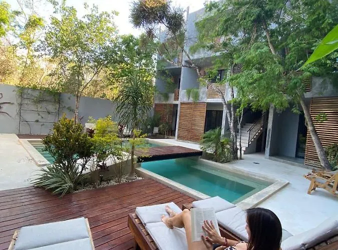 Little Gem La Veleta Hotel 4*