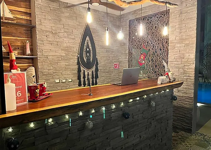 Hotel Little Gem La Veleta 4*