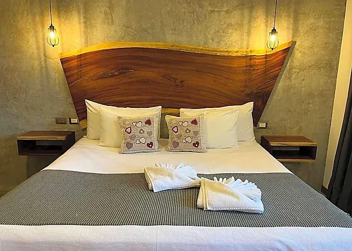 Hotel Little Gem La Veleta 4*