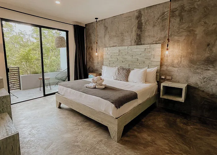 Little Gem La Veleta Hotel 4*